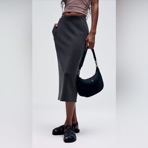 NWT Lululemon Softstreme HR Midi Skirt